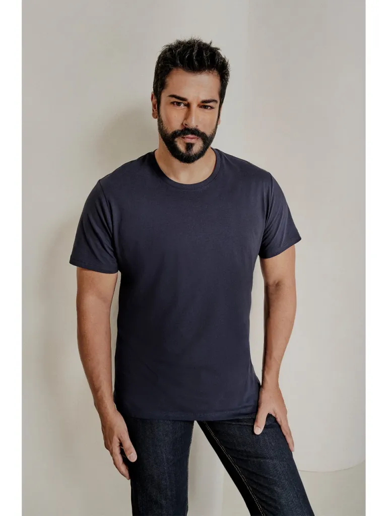 Altınyıldız Classics Erkek Lacivert %100 Pamuk Slim Fit Dar Kesim Bisiklet Yaka Tişört