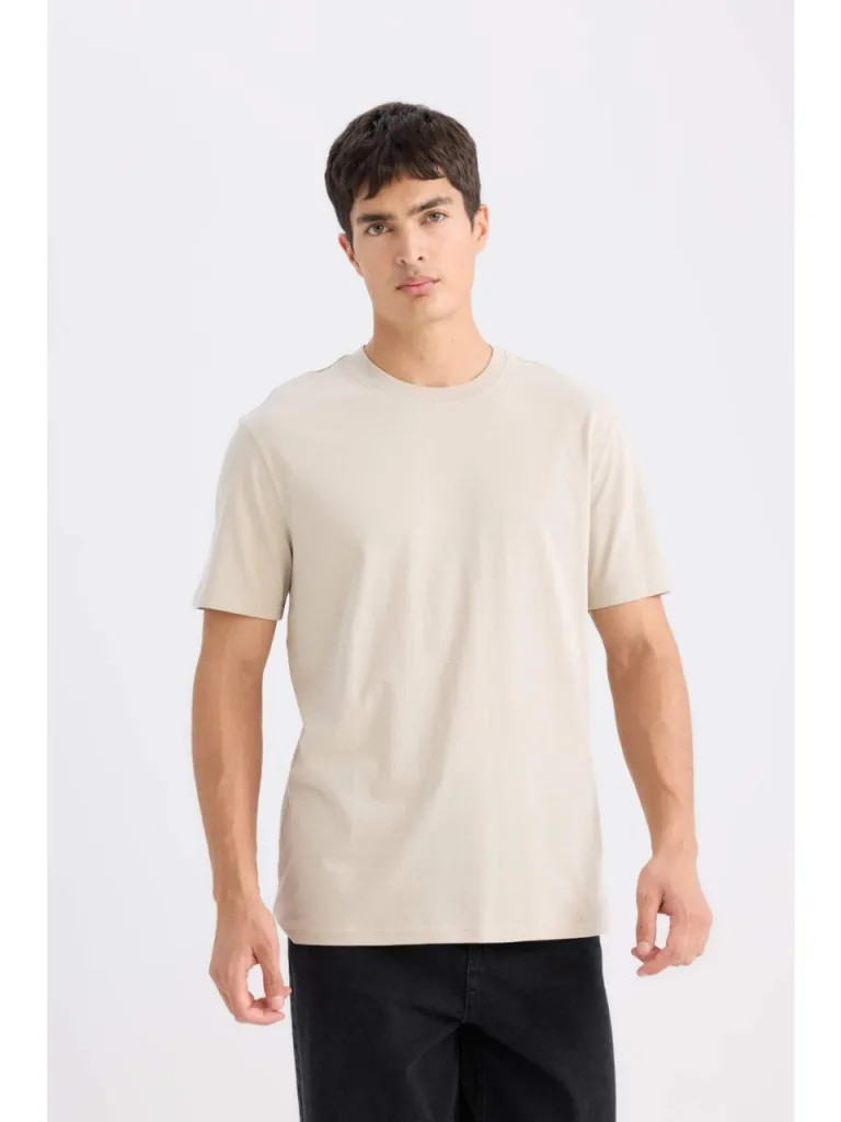 DeFacto %100 Pamuk New Regular Fit Bisiklet Yaka Basic Düz Kısa Kollu Tişört V7699AZ25SP