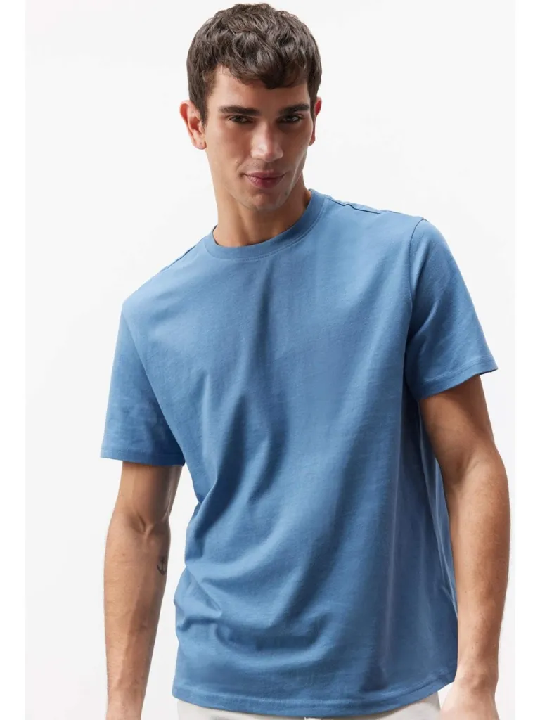 DeFacto %100 Pamuk New Regular Fit Bisiklet Yaka Basic Düz Kısa Kollu Tişört V7699AZ25SP