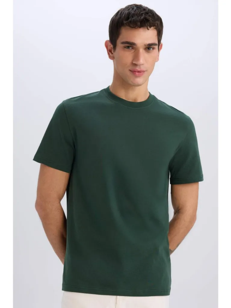 DeFacto %100 Pamuk New Regular Fit Bisiklet Yaka Basic Düz Kısa Kollu Tişört V7699AZ25SP