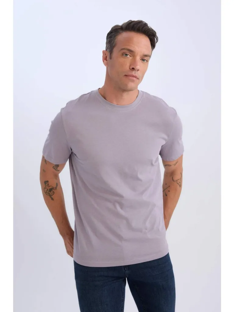 DeFacto %100 Pamuk New Regular Fit Bisiklet Yaka Basic Düz Kısa Kollu Tişört V7699AZ25SP