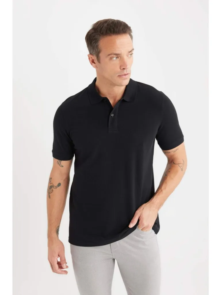 DeFacto %100 Pamuk Regular Fit Polo Yaka Kısa Kollu Basic Düz Pike Kumaş Siyah Tişört C1293AX25SP