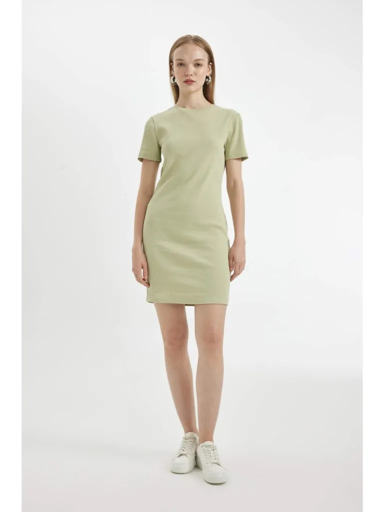 DeFacto Coool Bodycon Vücudu Saran Bisiklet Yaka Fitilli Kaşkorse Kısa Kollu Mini Elbise C1503AX24SP