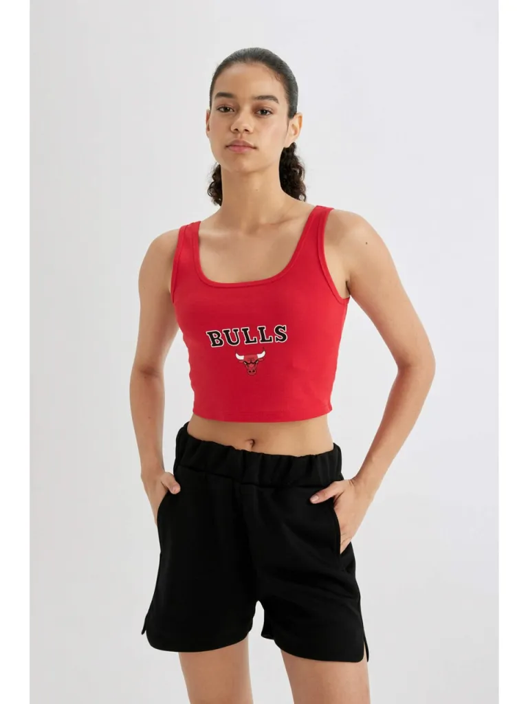 DeFacto Fit NBA Chicago Bulls Crop Bisiklet Yaka Ribana Atlet B9960AX24SM