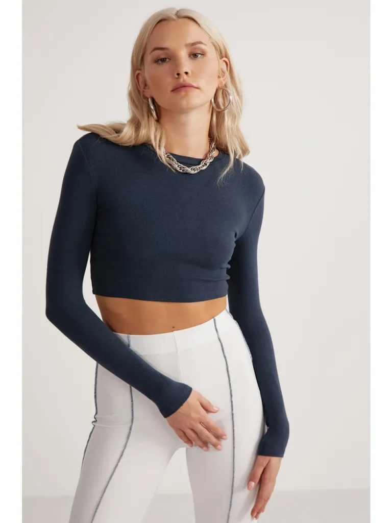 Grimelange Essie Kadın Bisiklet Yaka Slim Fit Uzun Kollu Crop Petrol Mavisi Bluz