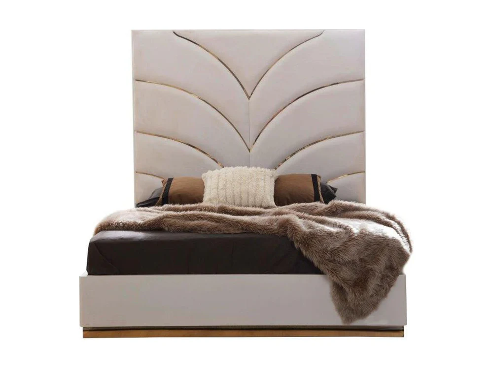 Laurag Platform Bed