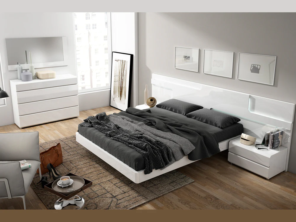 Saraf Platform Bed